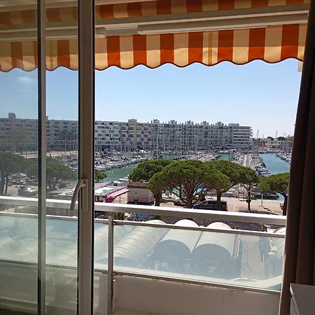 Magnifique Ensoleillee ,vue Sur Le Port Carnon-Plage