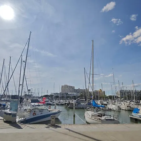 Daire Magnifique Ensoleillee ,vue Sur Le Port Carnon-Plage